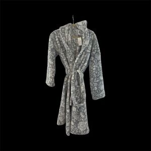 Vera Bradley Plush Gray Robe